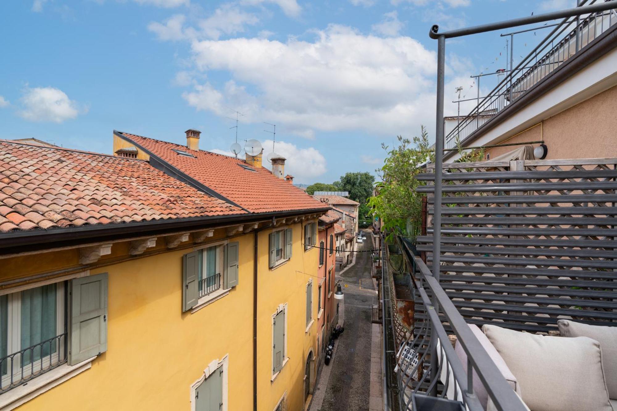 Domus Verona - Ampia Residenza Filippini A Pochi Passi Dall'Arena Oda fotoğraf